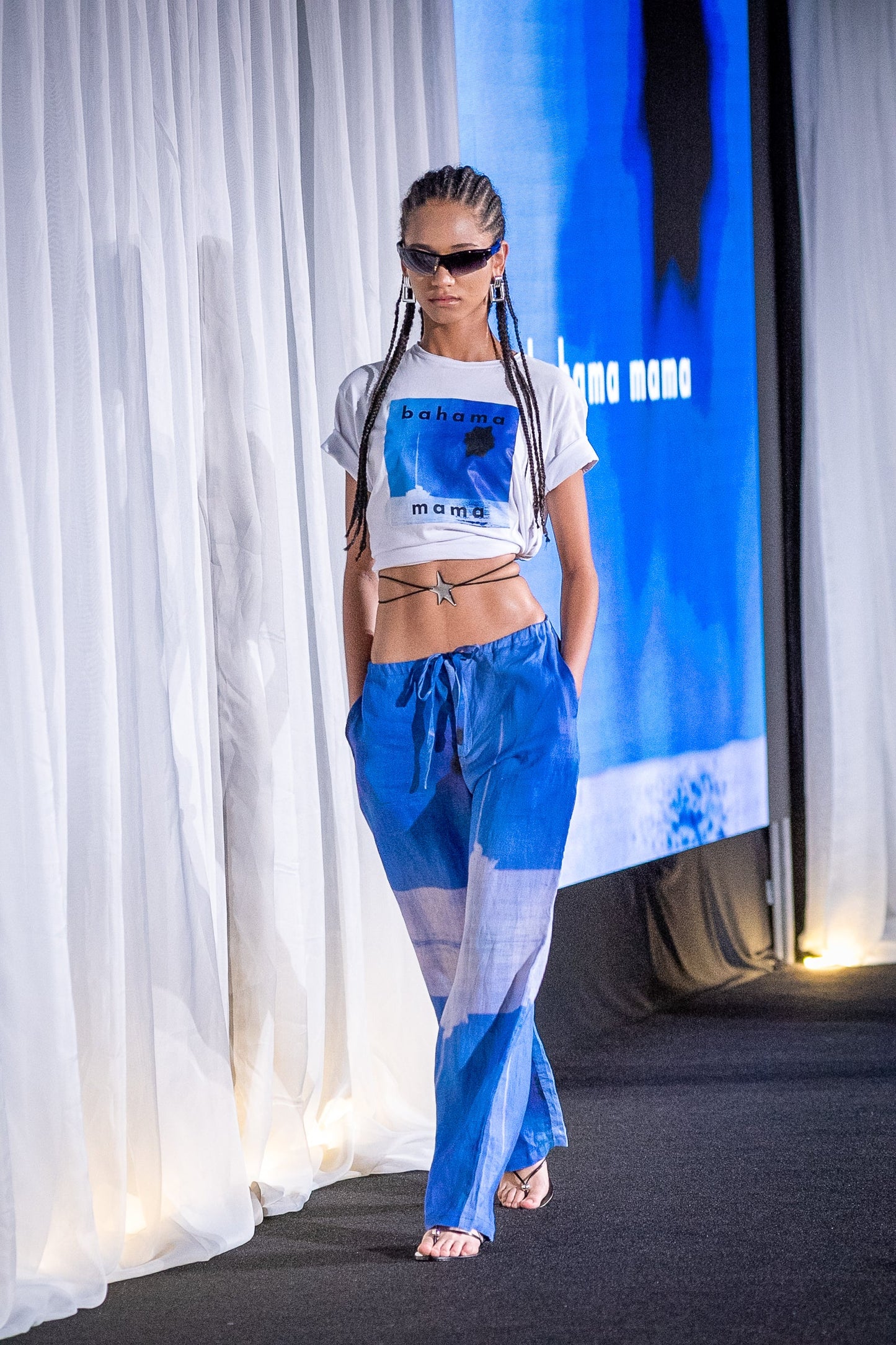 CHIRINGUITO AZUL PROFUNDO